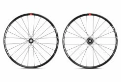 Produit Reconditionné - Paire De Roues Fulcrum Racing 7 Disc | 12x100 - 12x142mm | Centerlock