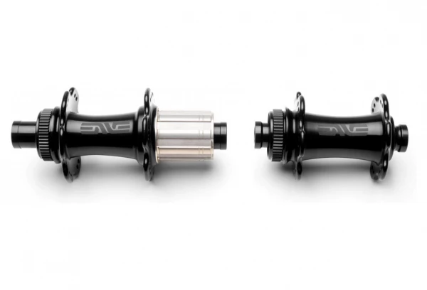 Paire De Roues Enve SES 3.4 Disc Tubeless Ready | 12x100 - 12x142 Mm Noir 2 Paire De Roues Enve SES 3.4 Disc Tubeless Ready | 12x100 - 12x142 Mm Noir – Image 2